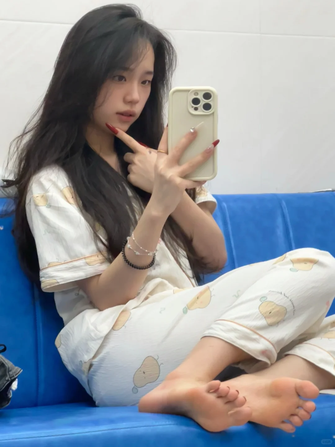 事到如今 还是先玩手机吧