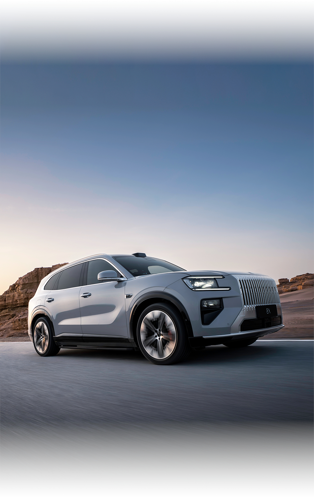 极氪8X官宣4月17日正式上市运动版杭州湾库里南4月17日发布，之前预售价37.