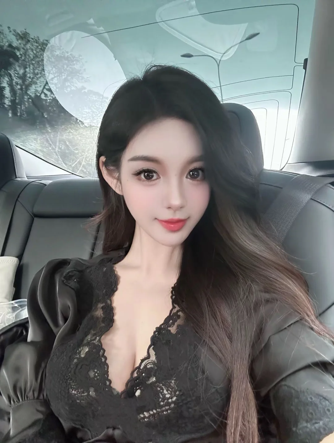 上海有美女拍照搭子吗？👩🏻‍❤️‍💋‍👩🏻