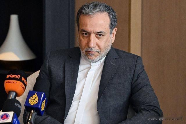 伊朗传来的消息！
4月24日，伊朗军队总司令哈塔米在社交媒体上放话了，说伊朗军队