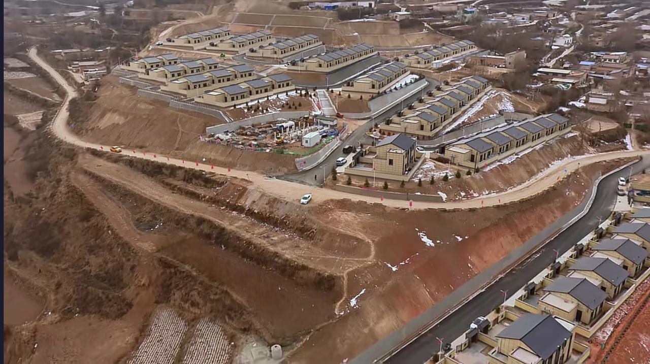 美国有斩血线，中国有锁血线！我国地方贫困或者发生灾难，一定会想方设法让这个地方的