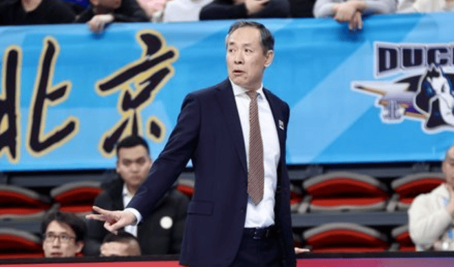 许利民：辽宁是冠军球队，我们要做好全力以赴的准备