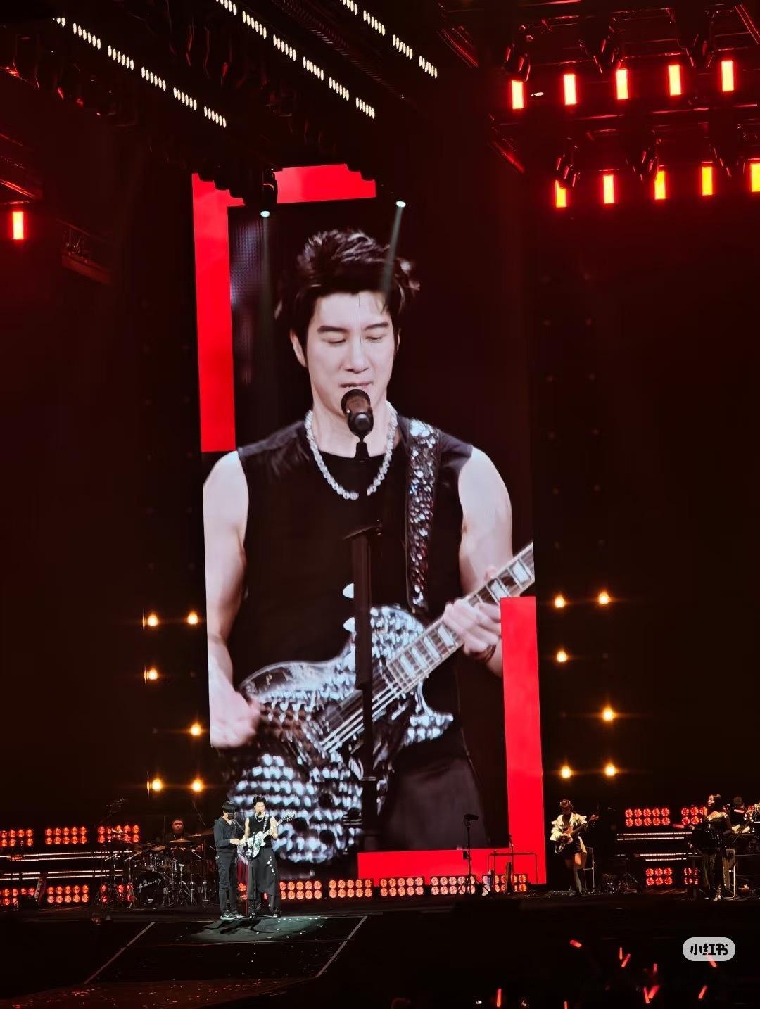 王力宏发文庆祝出道30周年王力宏粉丝现实版盖世英雄王力宏的歌我都挺喜欢的，比如说