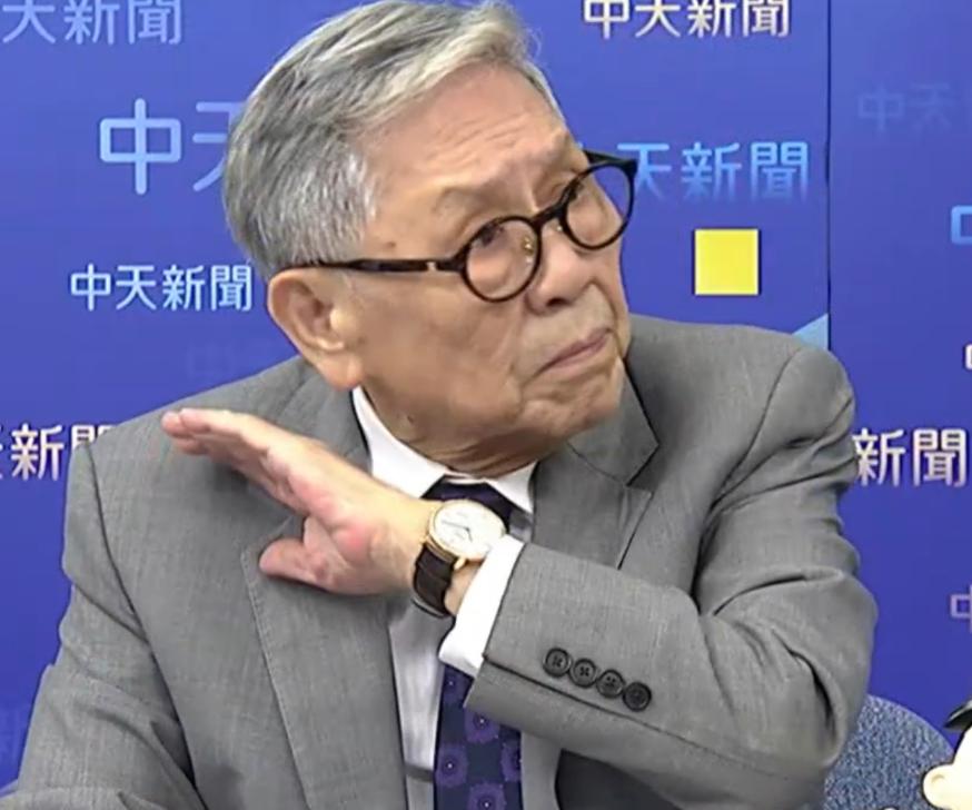 帅化民果然是专家，一眼就识破，林肯号已经到了弹尽粮绝的地步了。
 
帅化民说，美