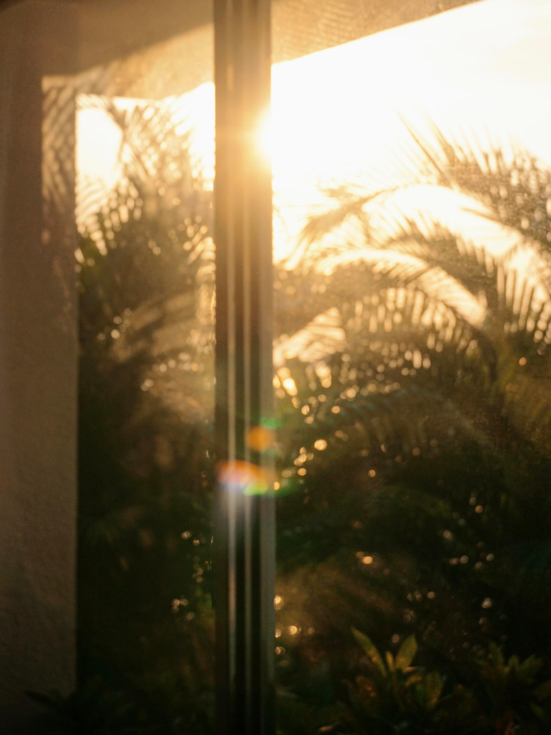 好的人生，既不是做加法，也并非是做减法，人生就跟潮汐一样，是潮起潮落的轮回，是寻