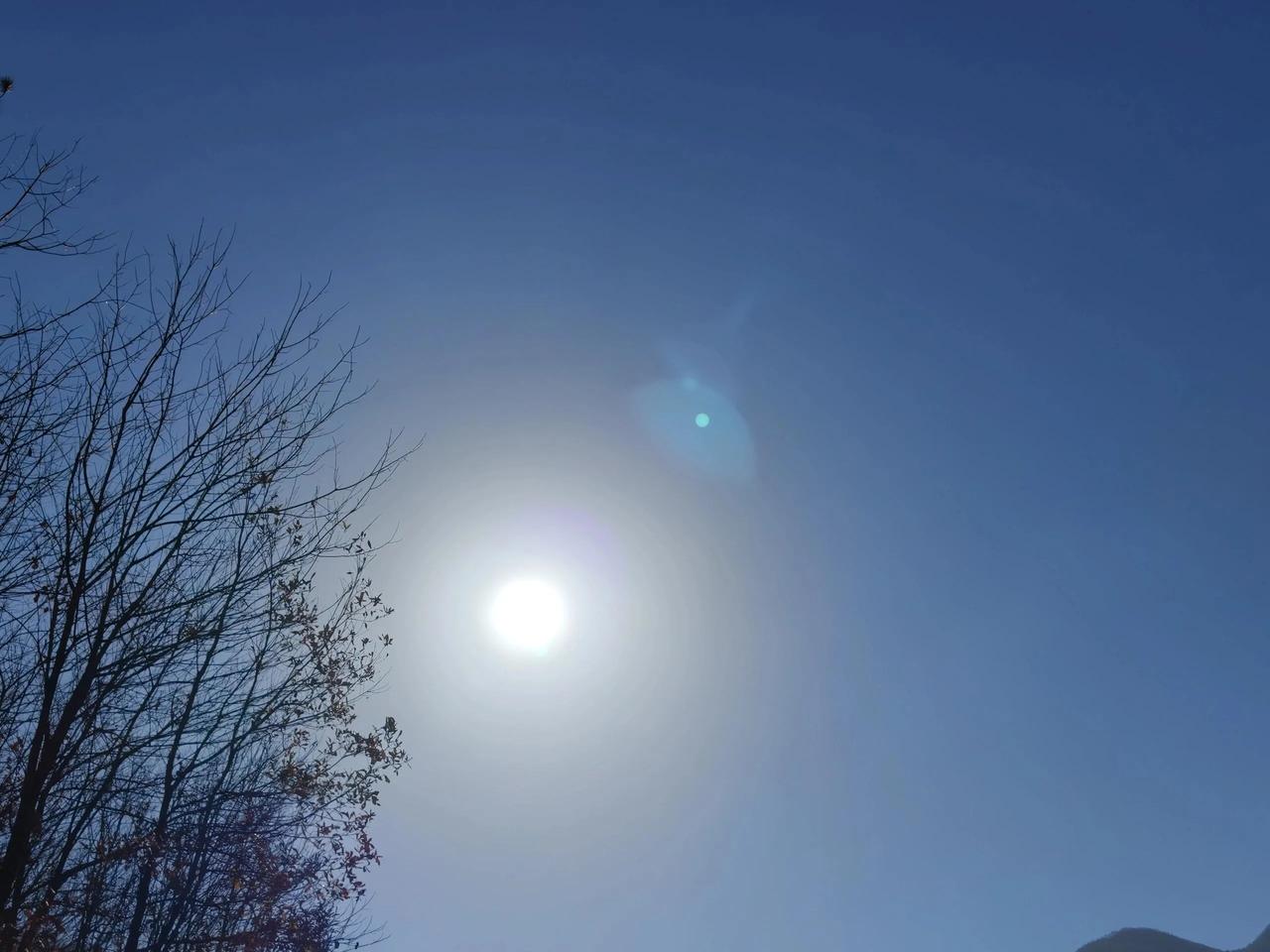 跟男朋友谈婚论嫁的时候分手了，分手前一周他还在提结婚，后面因为他忽冷忽热，冷暴力