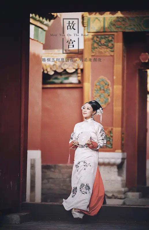 孙俪主演的电视剧部部经典，很难抉择最喜欢哪一部。我超爱《甄嬛传》，她把甄嬛从天真