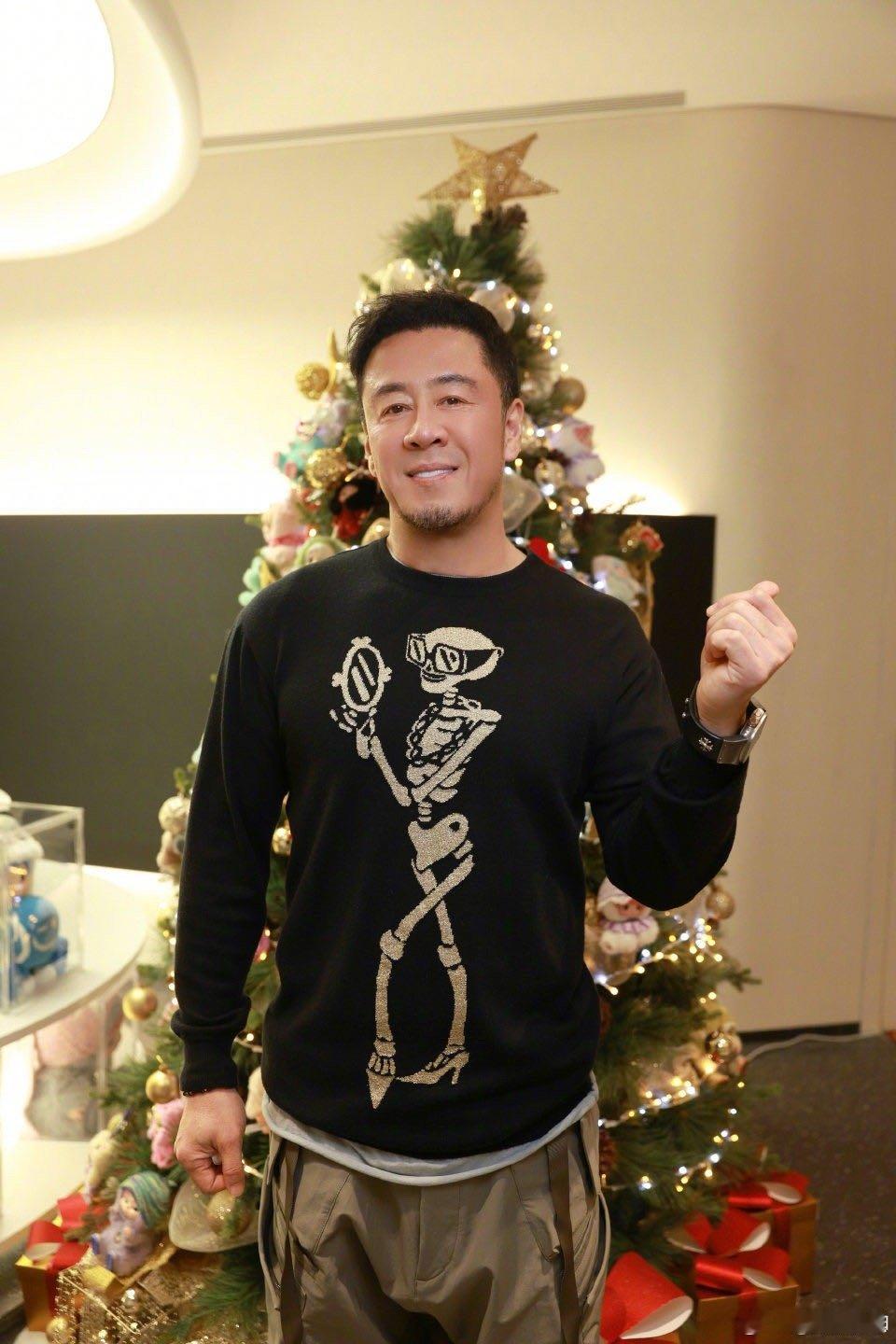 这个搭配太绝了！杨坤和乐华的合作让人眼前一亮，期待新作品 