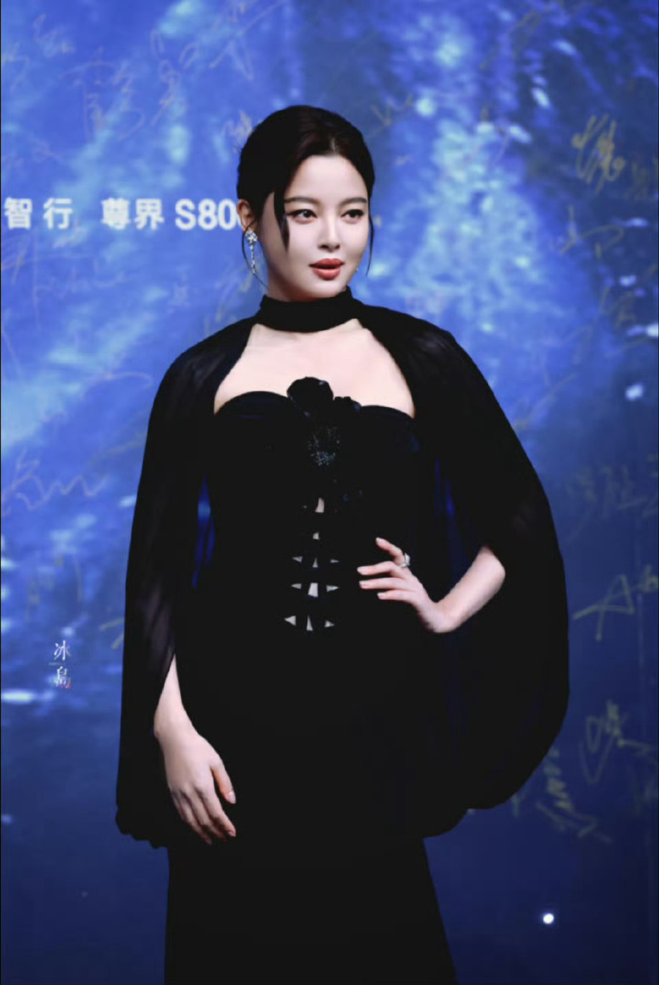 杨幂辛芷蕾杨紫坐一起杨幂辛芷蕾杨紫坐在一起真的对我眼睛很友好！！！这三位完完全全