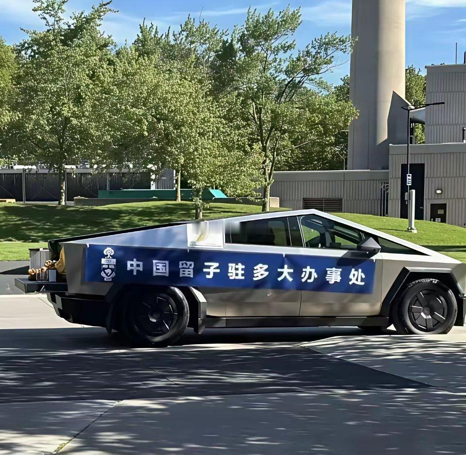做人最好还是低调点，搞不好就坑爹了！ ​​​