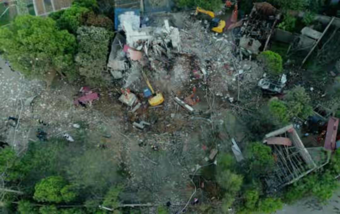 湖南湘潭一黑作坊爆炸，3人死亡！5人已被逮捕
来源：中国基建

湖南湘潭一黑作坊