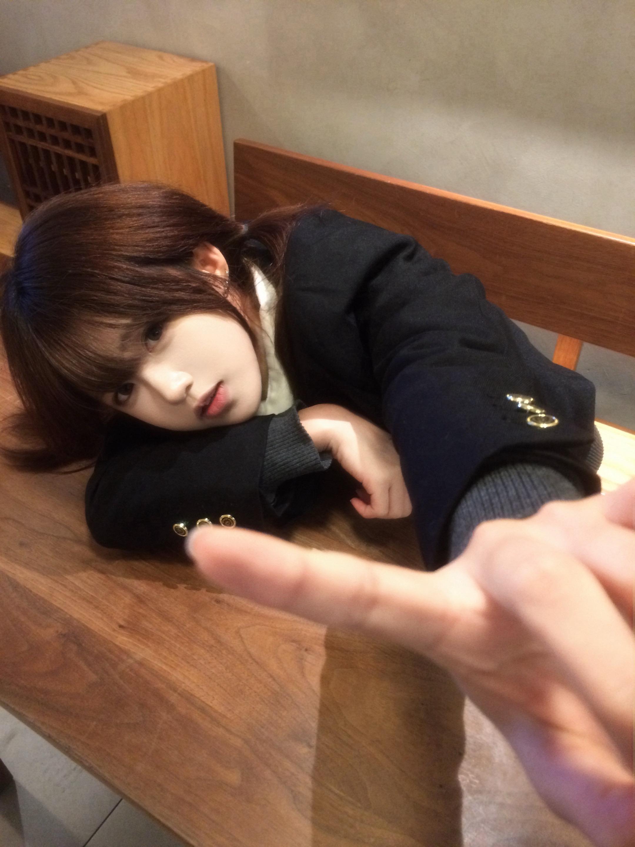 别人都说我冷冷的 只有你知道我乖乖的