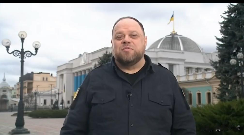 【乌克兰最高拉达主席斯特凡丘克的圣诞新年贺词】
 
“这是乌克兰人民在为国家未来