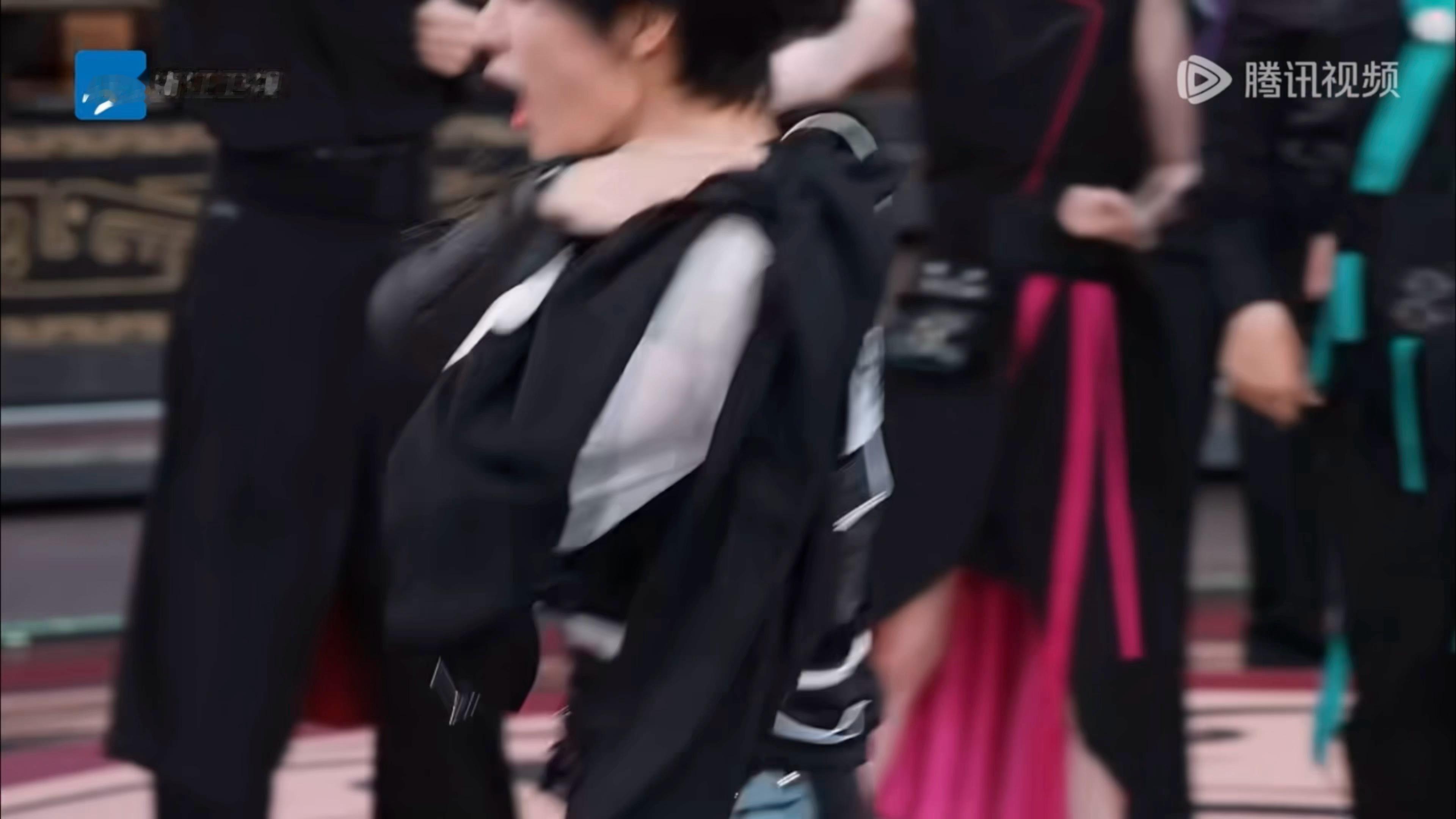 我特么被张真源笑鼠了张真源奔跑吧 