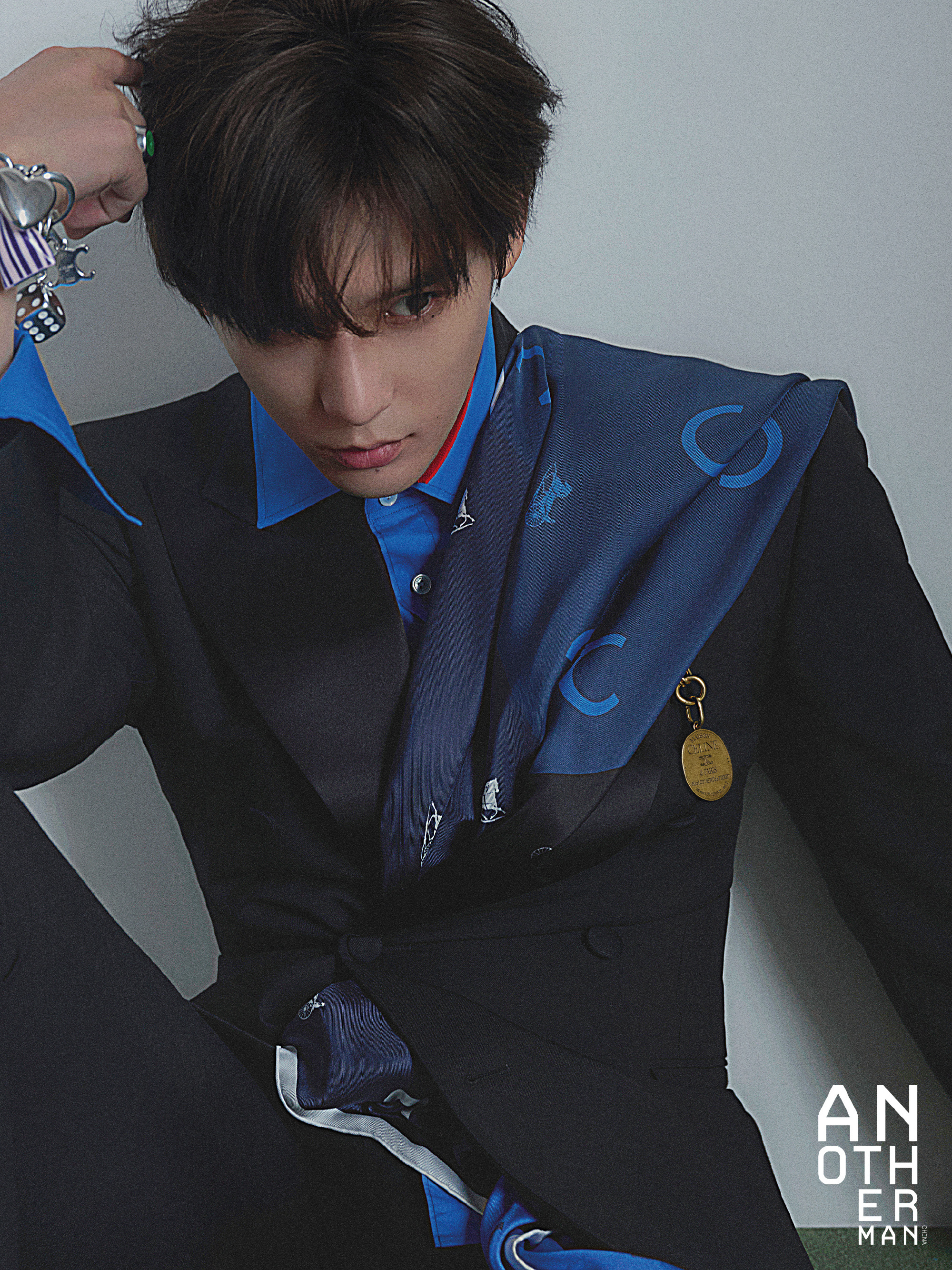 王安宇AnotherMan开季刊封面大片 Celine 2026 春夏系列 An