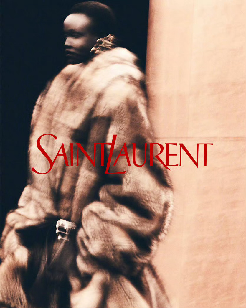 Saint Laurent 2026 冬季时装秀场幻影 