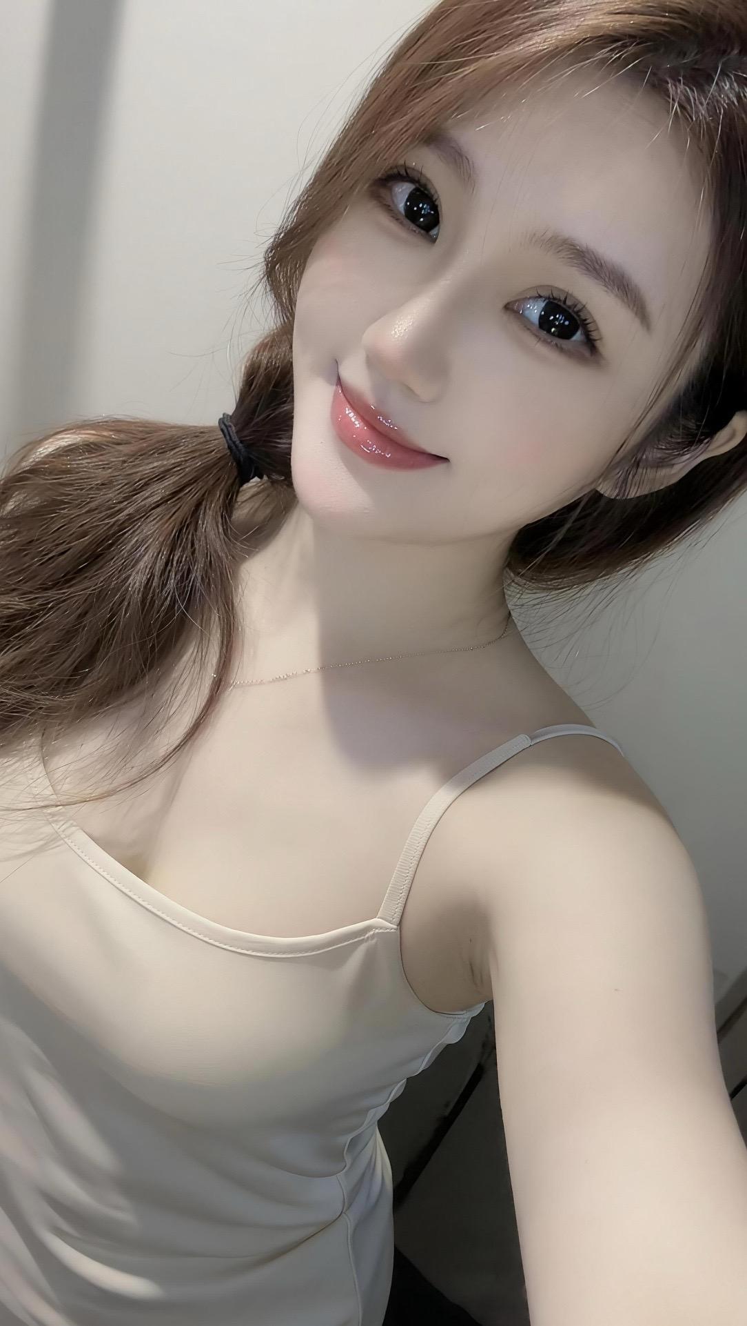 尽量不要让别人知道你的状态，无论是好还是坏。好了嫉妒，坏了嘲笑