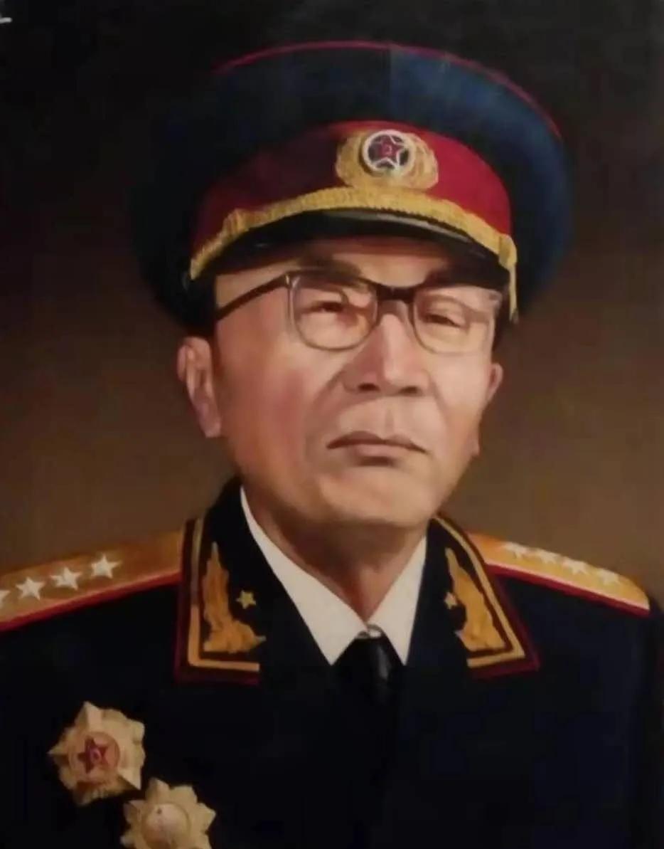 毛主席亲口承认守四平是他决定的，黄克诚直接回应：即便如此，这决定依旧不妥当吗？