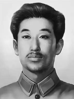 1942年，赵尚志牺牲后，一汉奸在验尸时，用脚踢了踢他的脑袋。谁料，旁边叛变的战