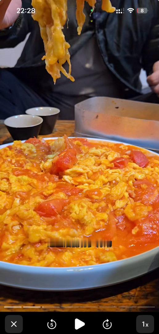 做个调查， 有没有人不喜欢吃西红柿炒鸡蛋？ 