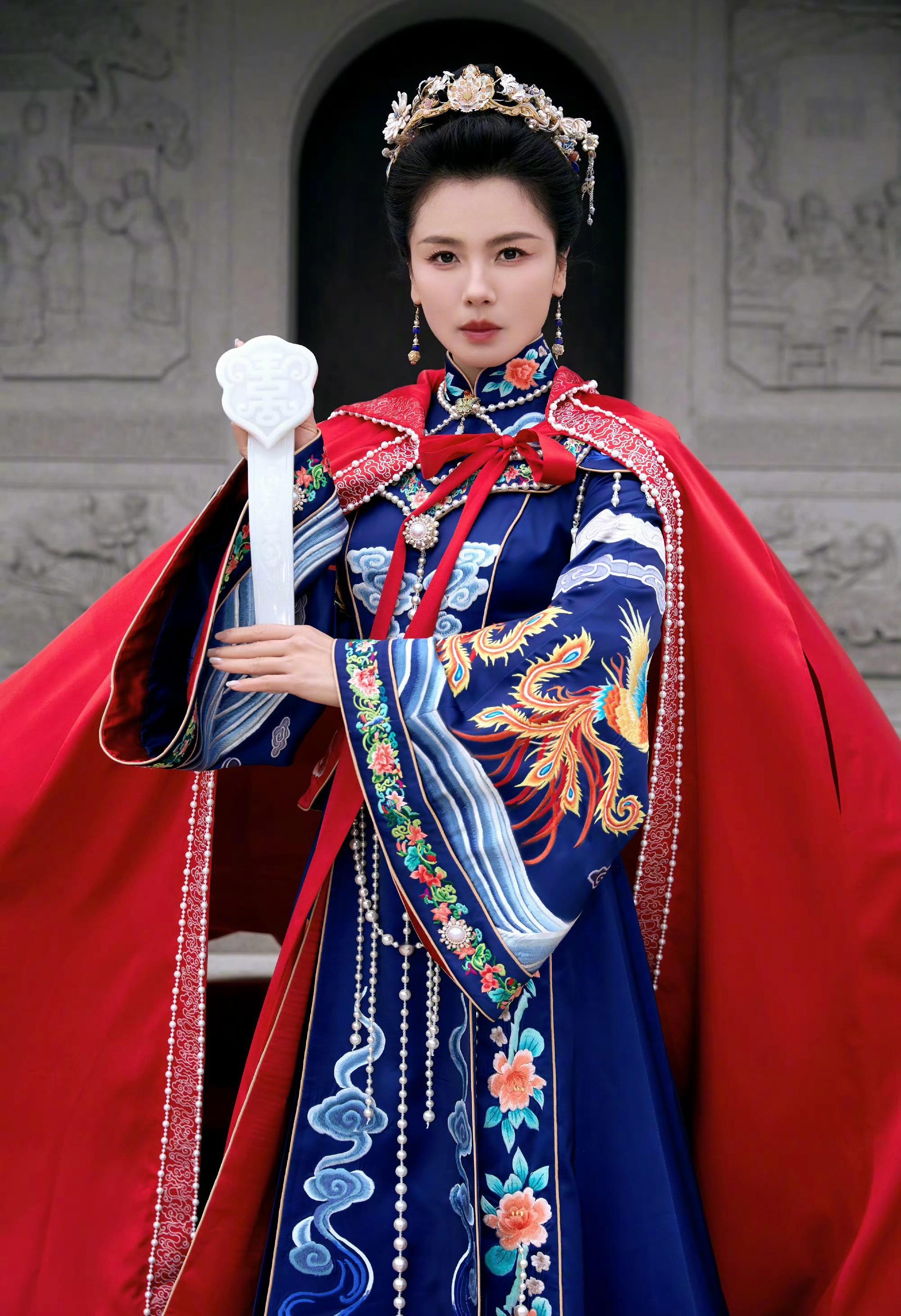 青衿藏古韵，红袂映丹心。再临妈祖故里  刘涛 