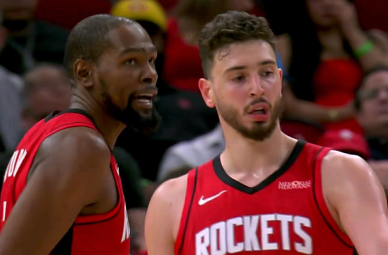 火箭22分终结老鹰11连胜！

火箭主场22分打爆近期状态最火热的老鹰，首先意外