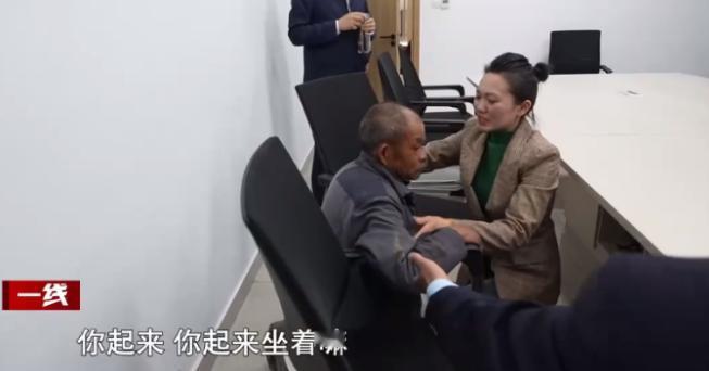 养的是白眼狼？四川南充，女子从3个月大就被养父抚养，可她长大结婚后，也不和养父联