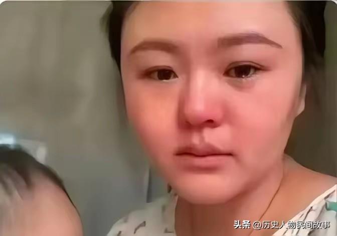 事件完整经过
 
广西南宁，深夜。男子闲来查询家庭共同账户，发现账户里的80万存