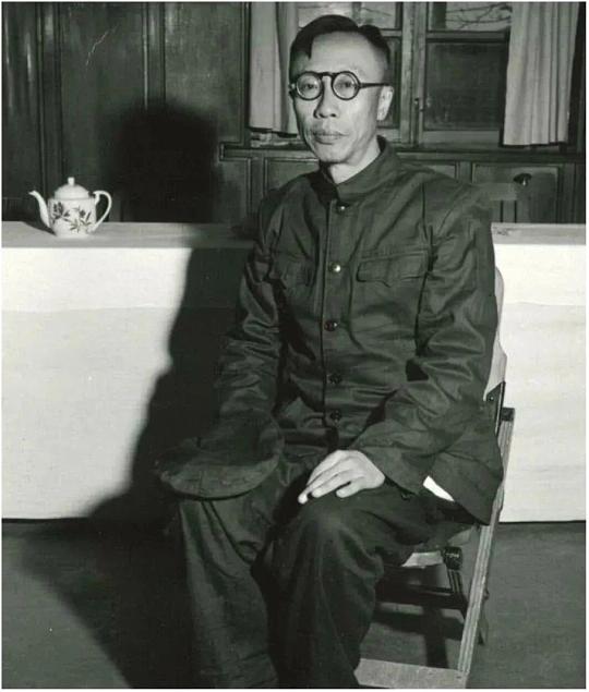 1959年，刚特赦出来的溥仪，头一件事，就是以“公民溥仪”的名义，给故宫写了封信