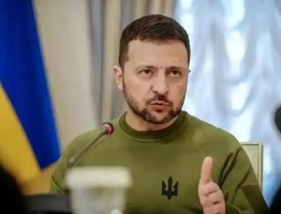 好一招“以退为进”！特朗普已经多次催促乌克兰举行总统选举，泽连斯基被逼的无奈表示