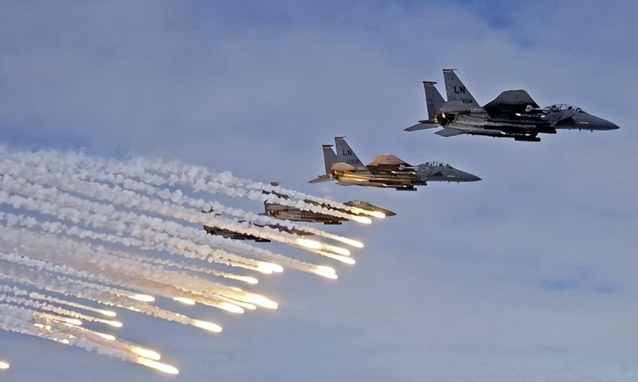 空中突发！刚刚，伊朗宣布重大战果，以色列公布人员伤亡，特朗普发出最新威胁

伊朗