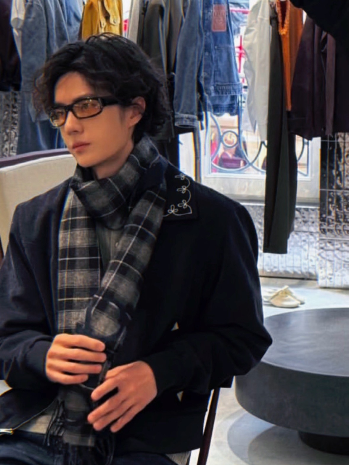 王一博  摄影师ins更新王一博香奈儿品牌形象大使