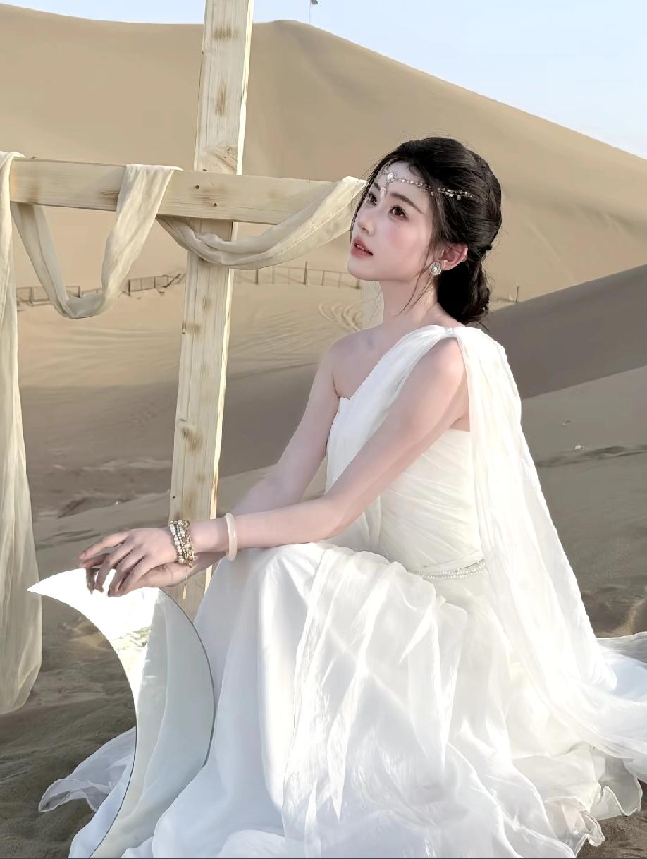 你心中的美女是什么样子 有气质的穿搭是怎么样的 美女 女神 甜美