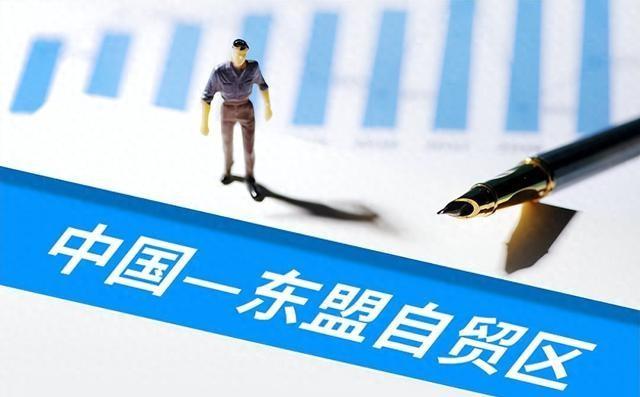 都以为东南亚那些小国是任人拿捏的软柿子？大错特错。在这片海域，一场涉资数万亿美元