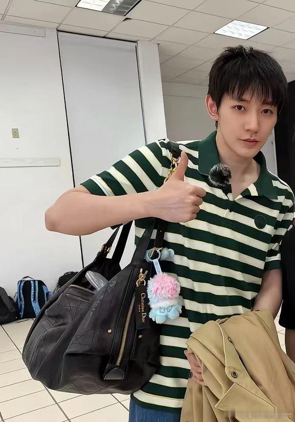 邓为[超话]邓为我理想中的旅行搭子花儿与少年花儿与少年8 花少这段旅程能看出邓为
