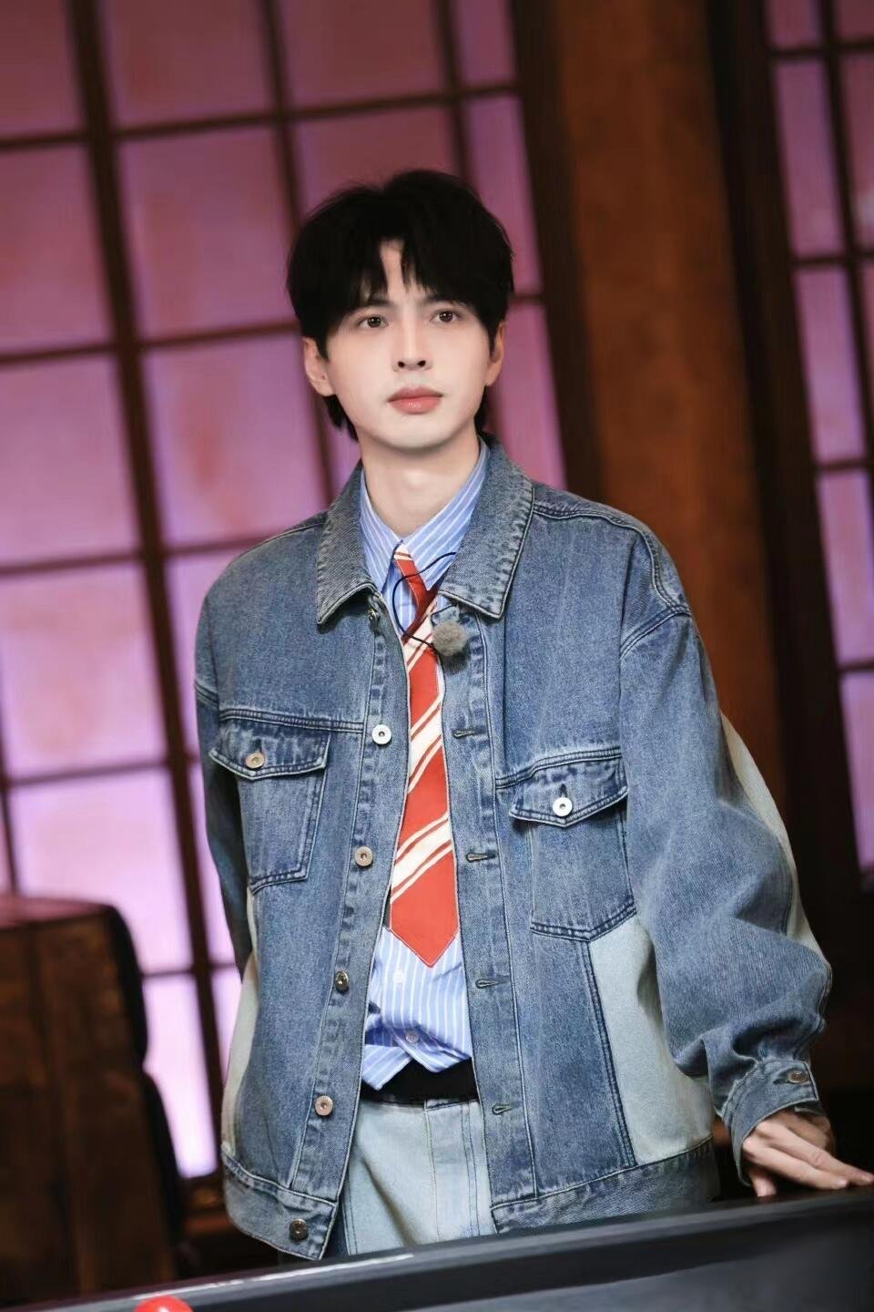 赛场是属于蒲熠星的主场蒲熠星大赛现场梦回一站到底我说这个蒲熠星还是太帅了，在大赛