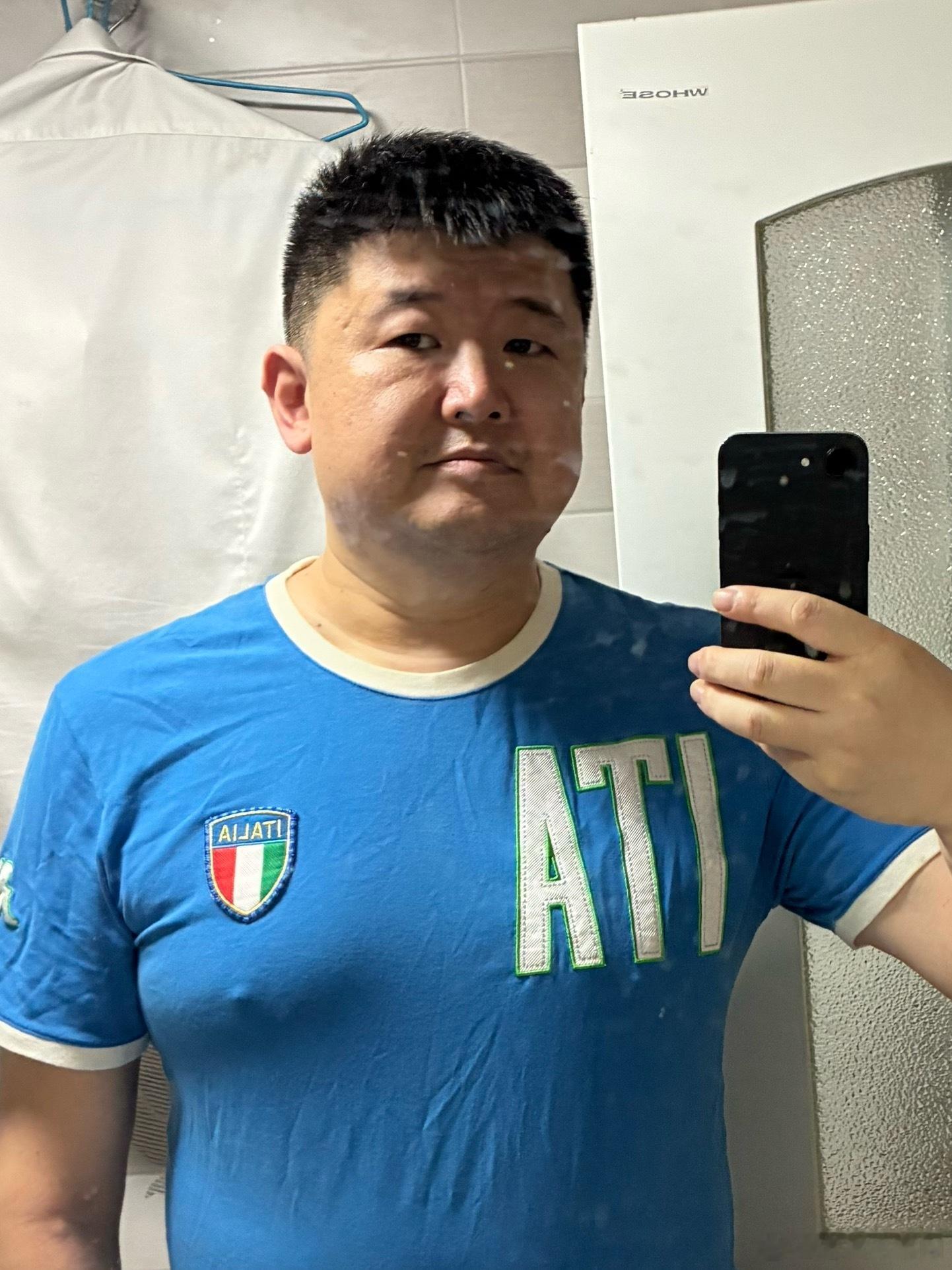 我想问一下，现在还有意大利球迷么？