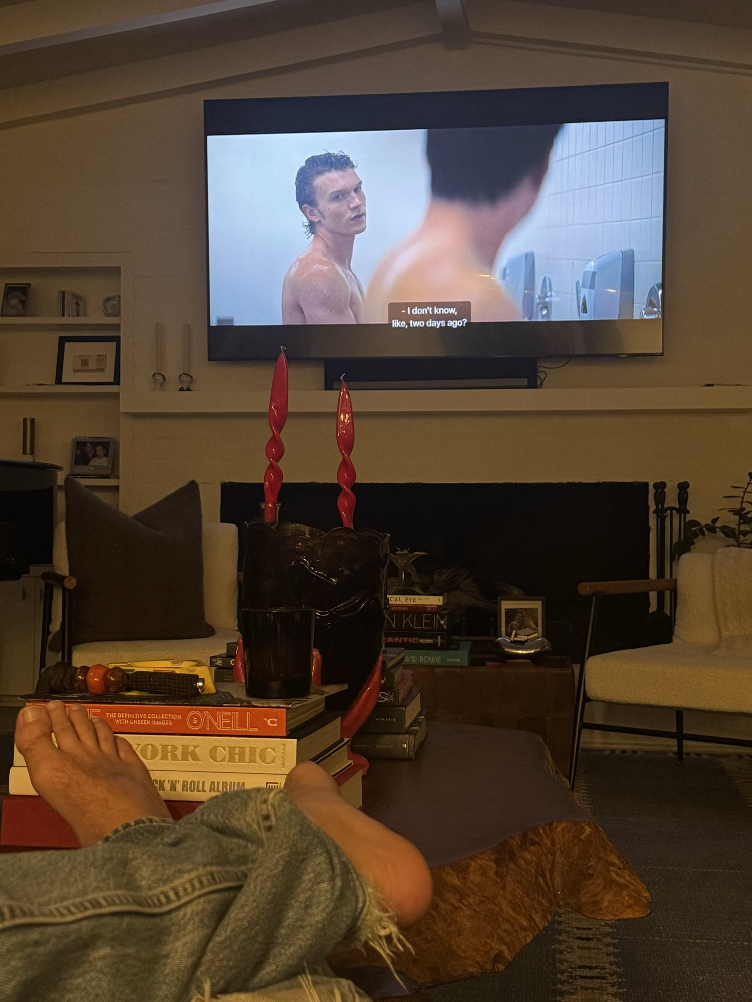 断眉Charlie Puth分享自己也在看巅峰对决~~~