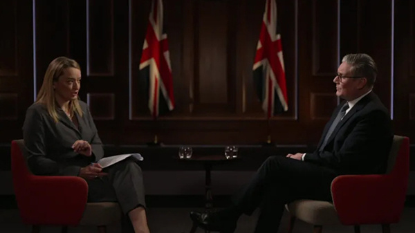 #斯塔默被逼宫后试图自救#【被“逼宫”后，斯塔默试图自救：频繁更换领导人不符合国