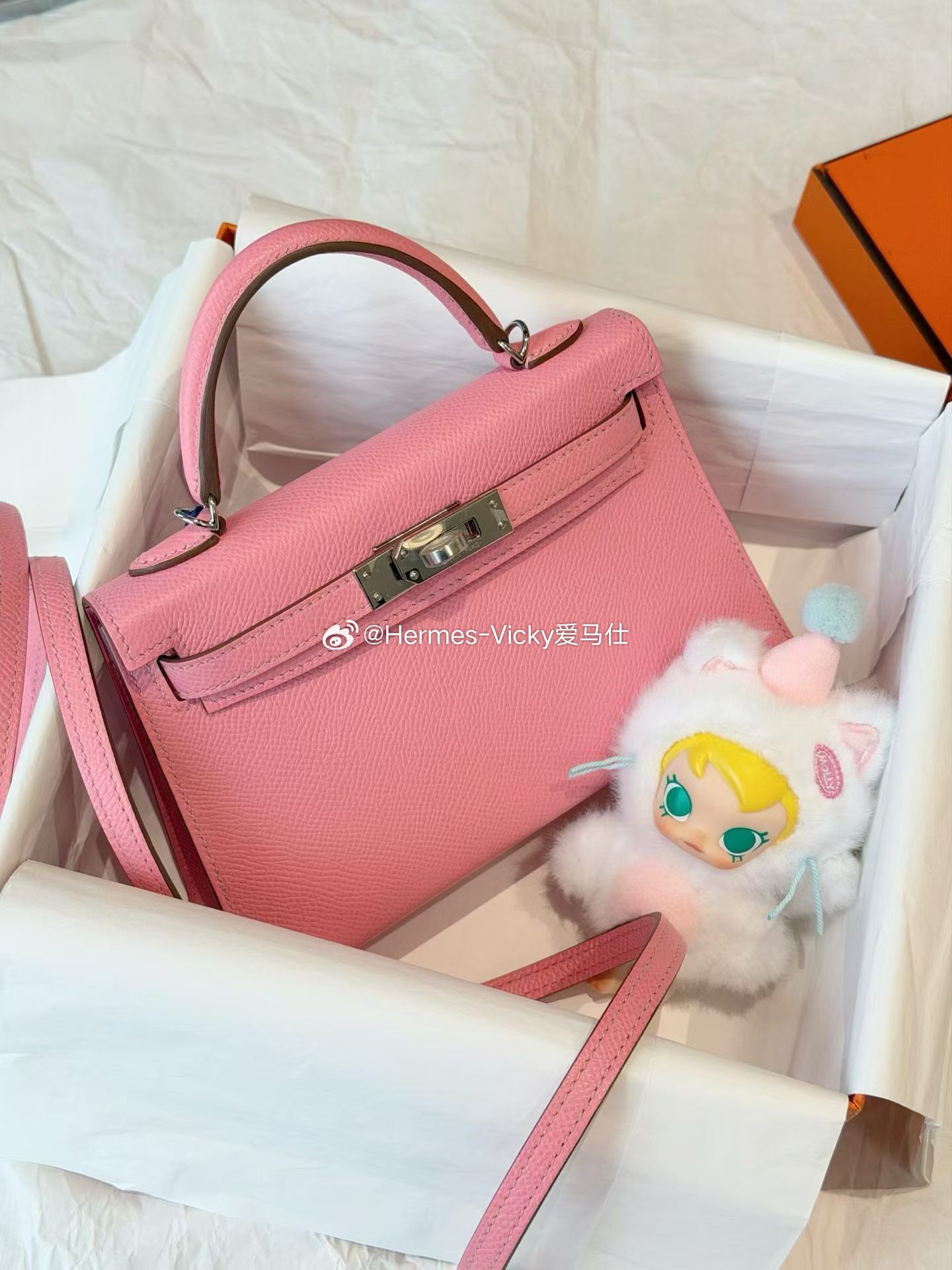 minikelly二代奶昔粉银扣 