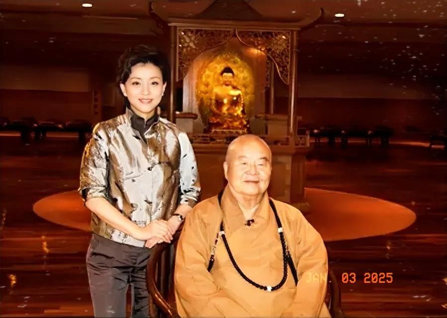 杨澜访谈录系列
杨澜对话星云大师。