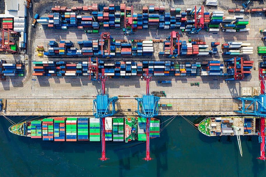 2026年7月23号晚上，美国突然宣布对60个国家加征10%到12.5%的关税，