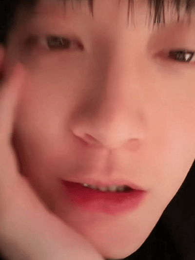 ceq 完全是萌物来的啊啊啊260114直播gif动图good night小恩&