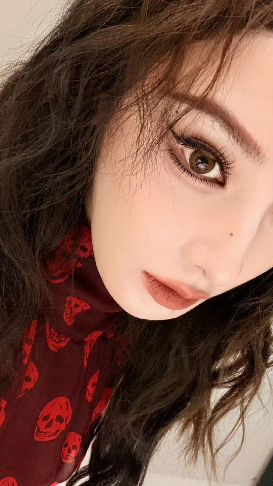 彭小苒包了糖葫芦馅的饺子 被彭小苒的巧思戳中！糖葫芦馅饺子新奇又讨喜，美女包饺子