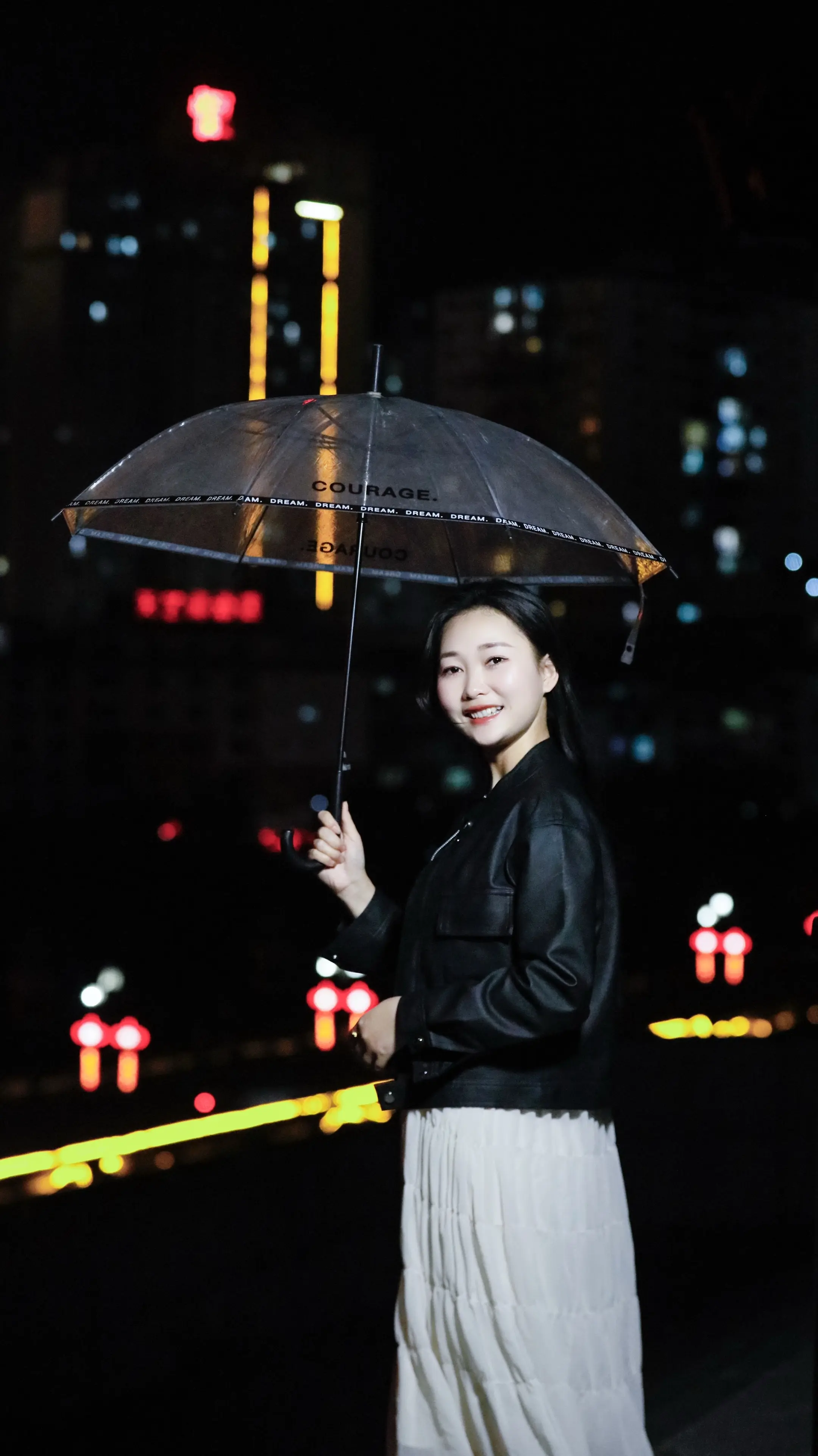 小姐姐说：夜晚就一定要情绪化吗？