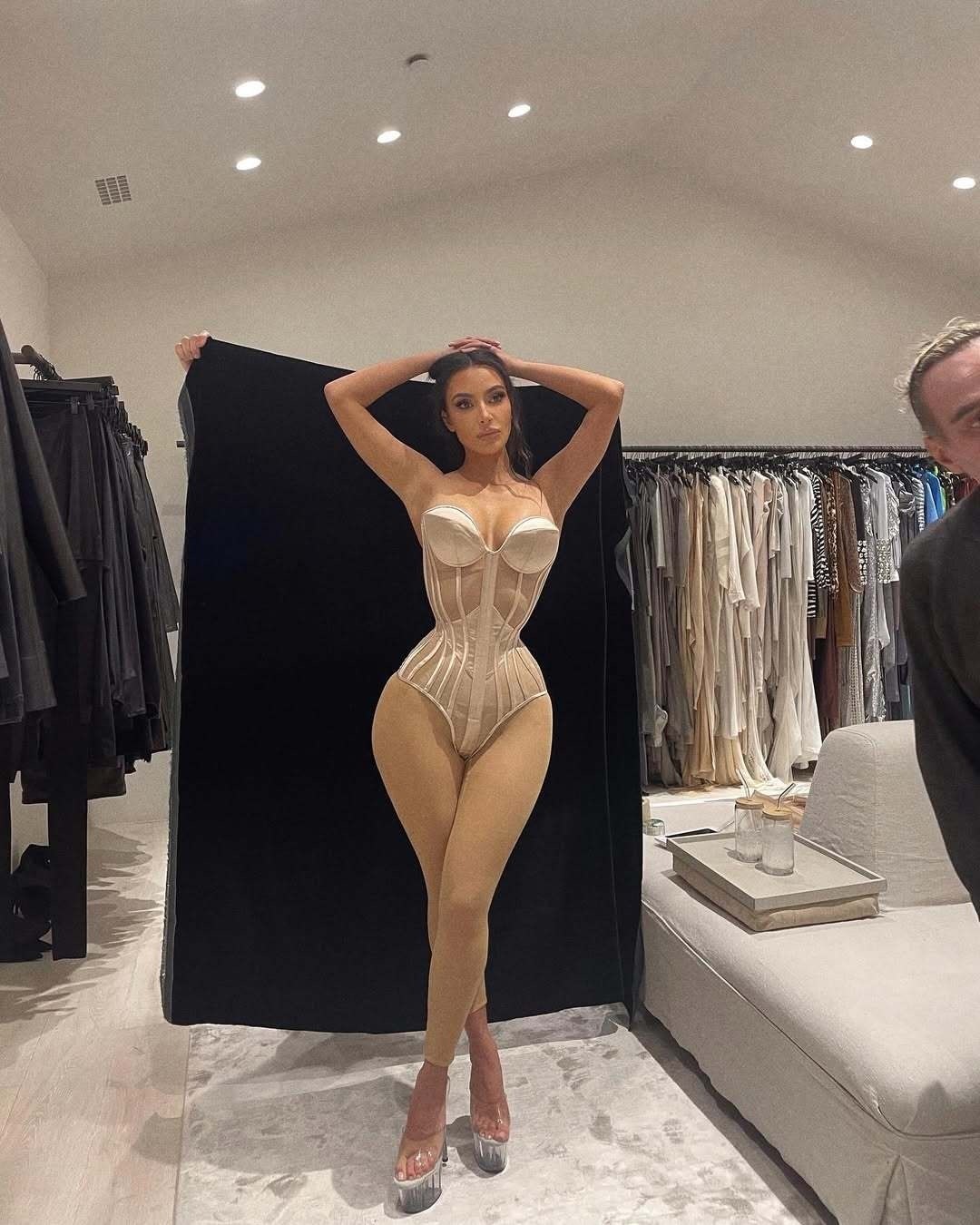 Kim Kardashian 金卡戴珊晒了一些照片 