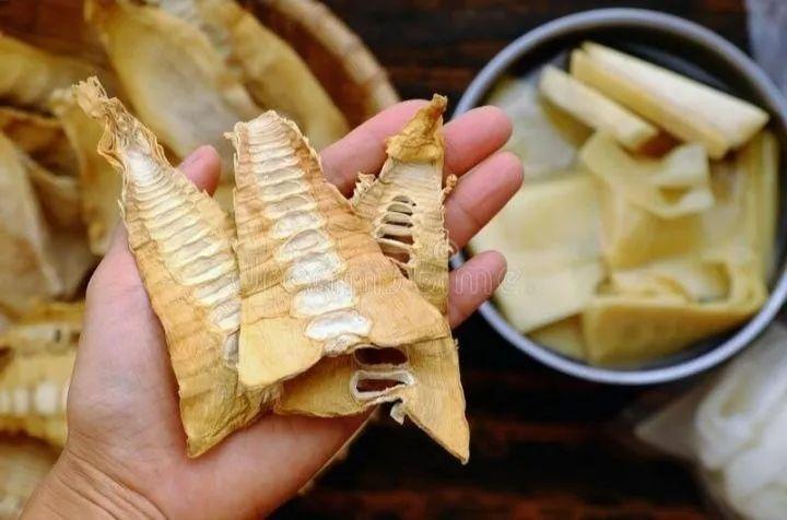 缅甸竹农协会笋业团体消息，缅甸产干笋，虽然获得了中国欲收购的订单，但因原材料不足