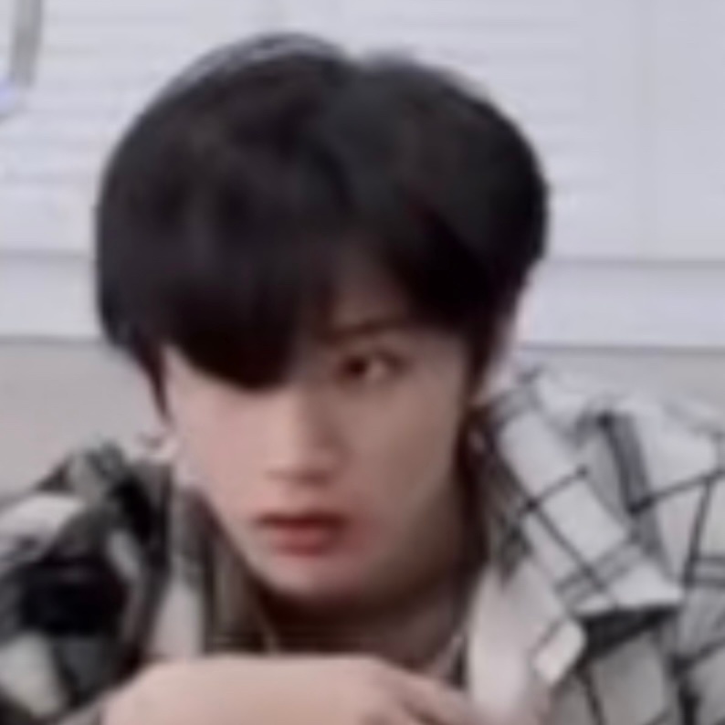 论我东哥一分钟可以变换几个发型 