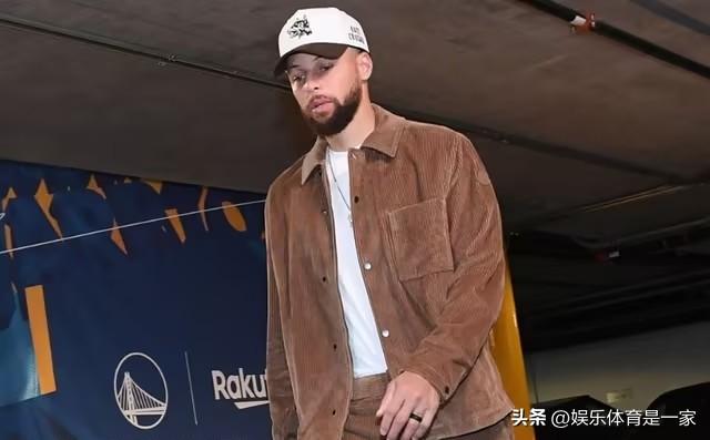 库里伤情更新！至少再缺5场，“跑步膝”成勇士最大心病

勇士官方今天更新了库里伤