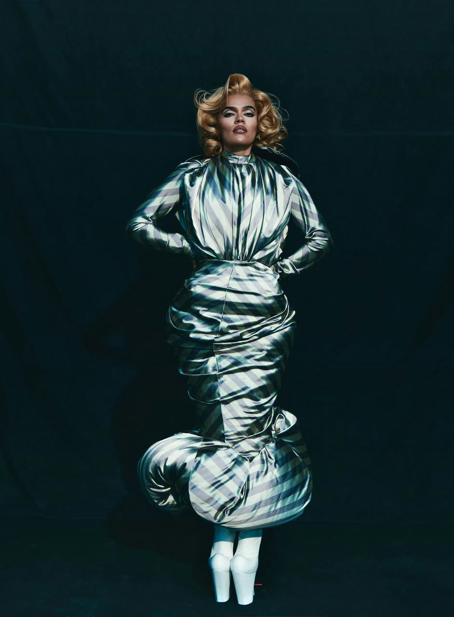 Karol G Vogue Mexico摄影：Norman Jean Roy 